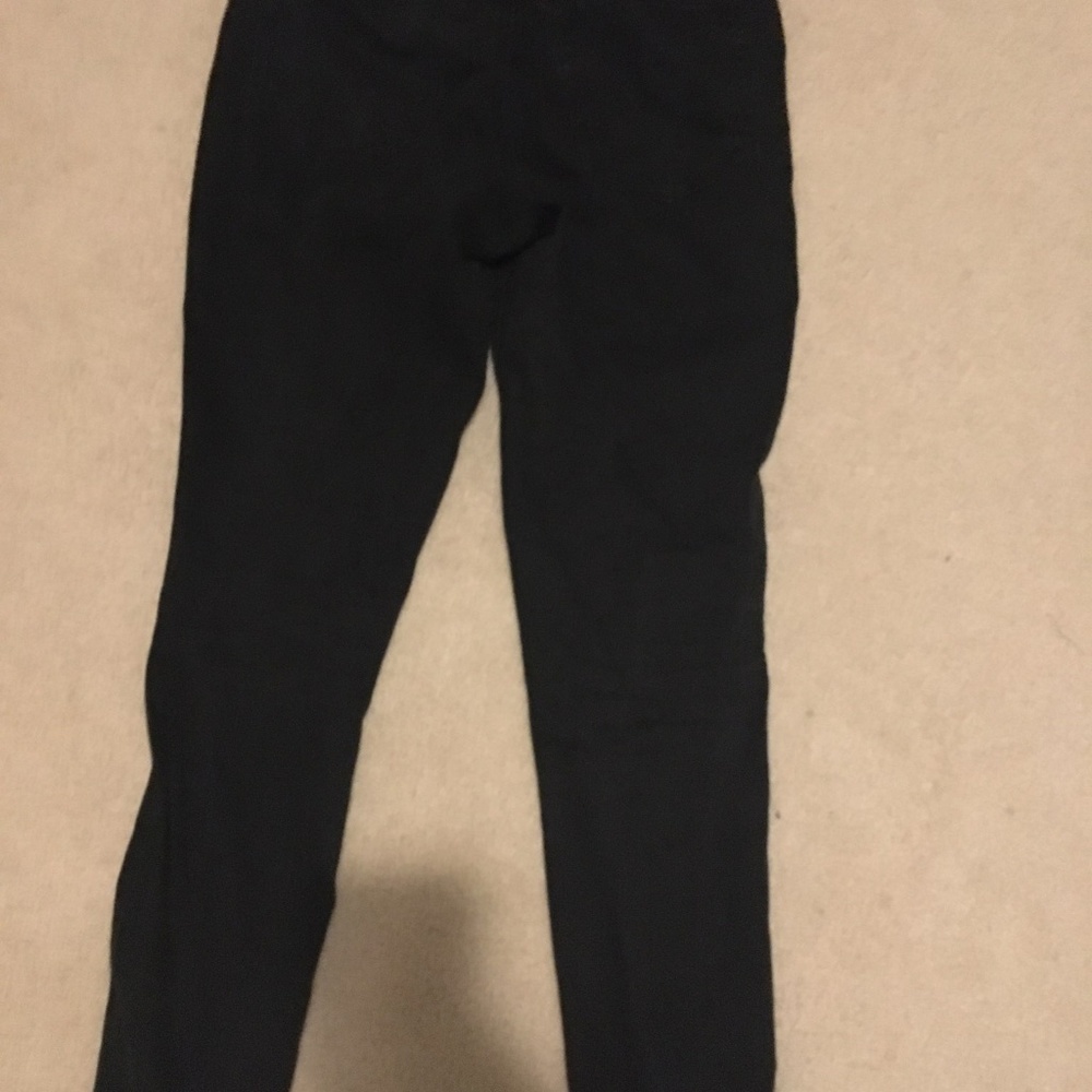 High-Waisted Skinny Jeans - Picture 4 of 5